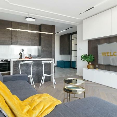 Perfectely Located Stay With Free Parking 波兹南 外观 照片